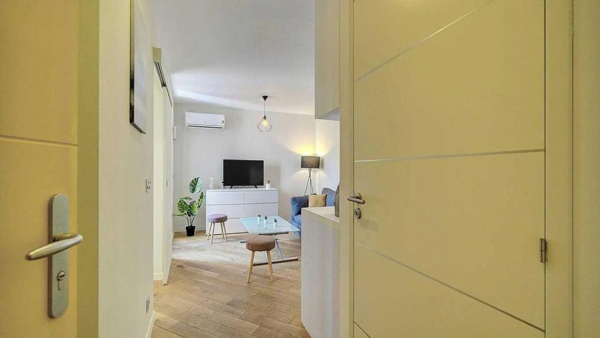 Apartment Charming Apartment, Suquet Cannes - Mobility Lease